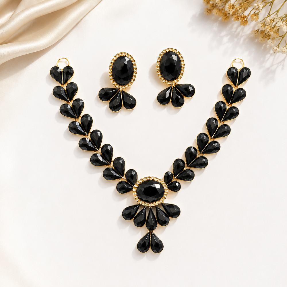 Elegant Crystal Leaf Necklace & Earrings Set